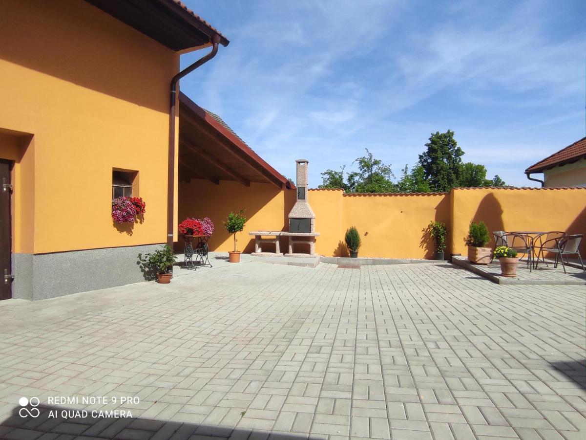 Ubytování Jeřábek Lasenice Exterior foto